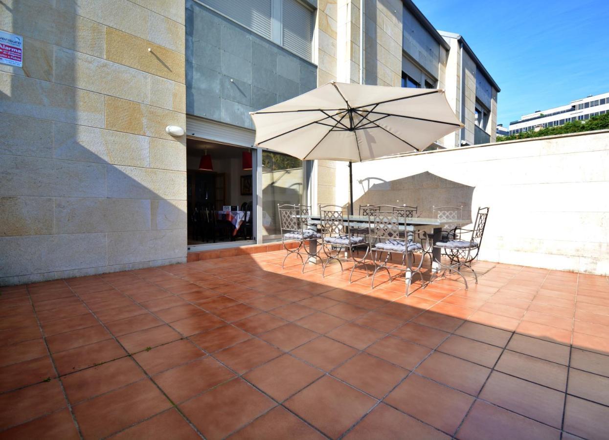 Vila Adosado Con Piscina En Pontevedra Exteriér fotografie